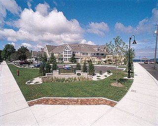 Bridgeport Waterfront Resort Sturgeon Bay Exterior photo
